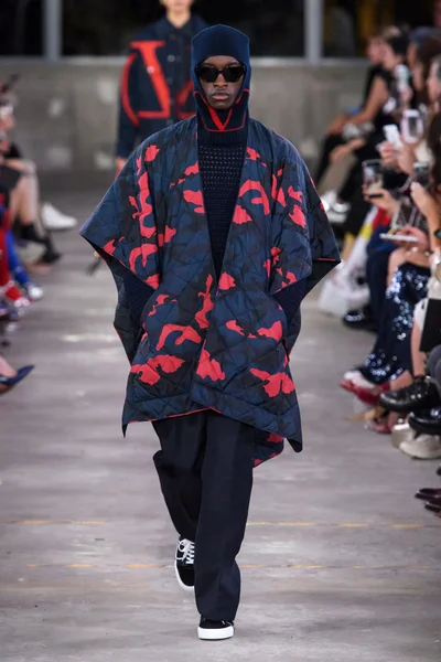 Look 53